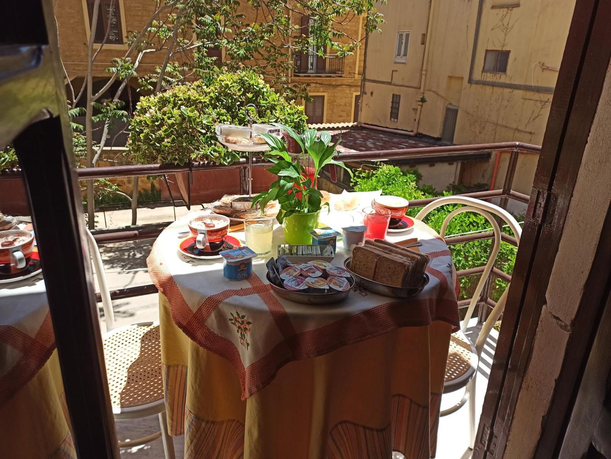 B&B Le 4 Stagioni Sul Viale, Belvedere Di Агридженто Экстерьер фото