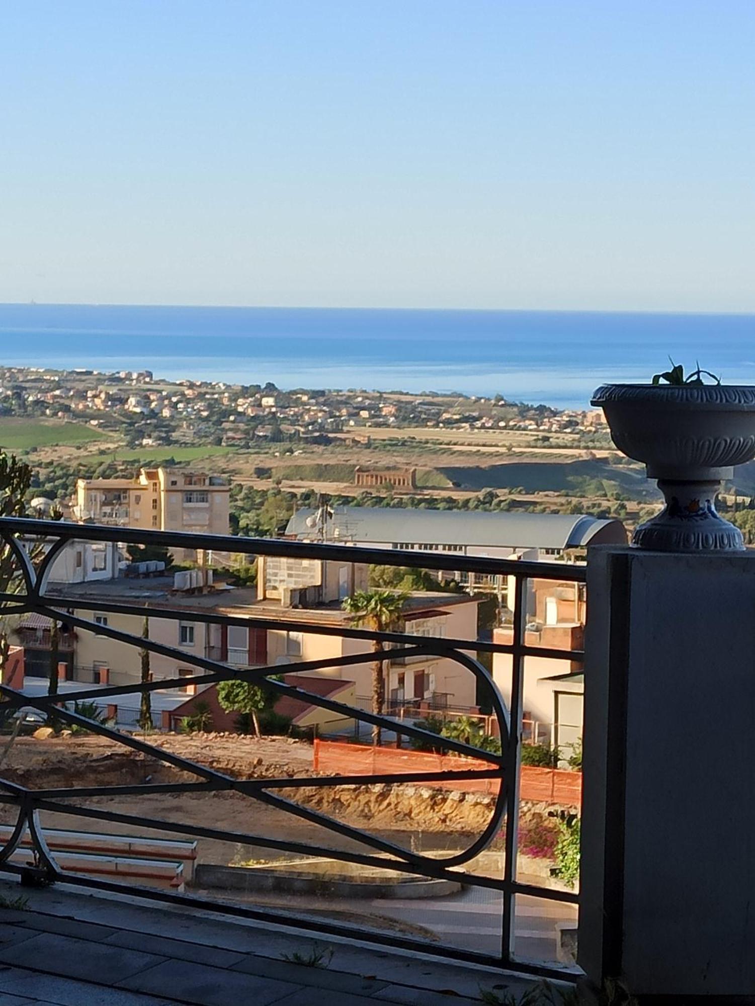 B&B Le 4 Stagioni Sul Viale, Belvedere Di Агридженто Экстерьер фото