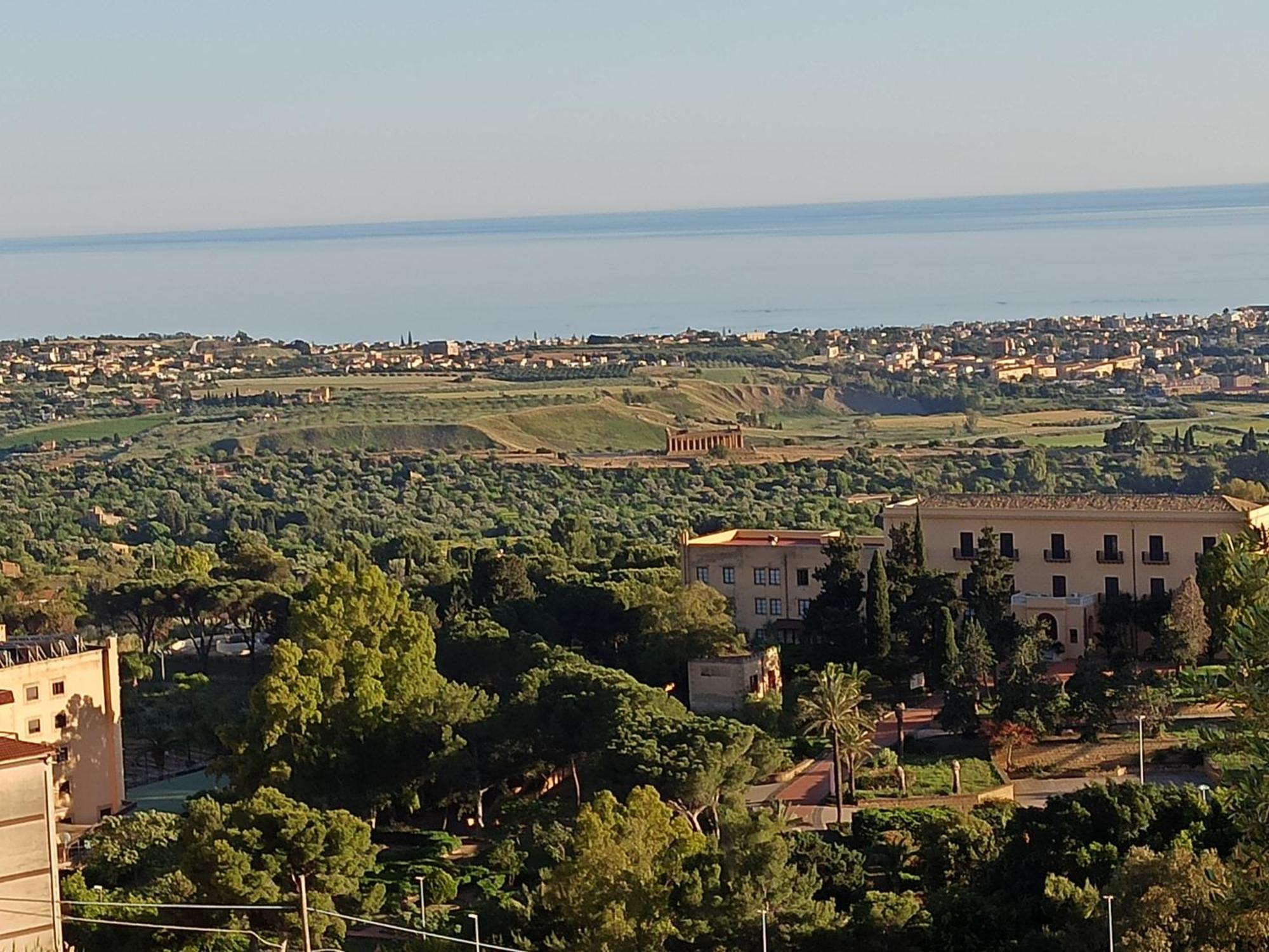 B&B Le 4 Stagioni Sul Viale, Belvedere Di Агридженто Экстерьер фото