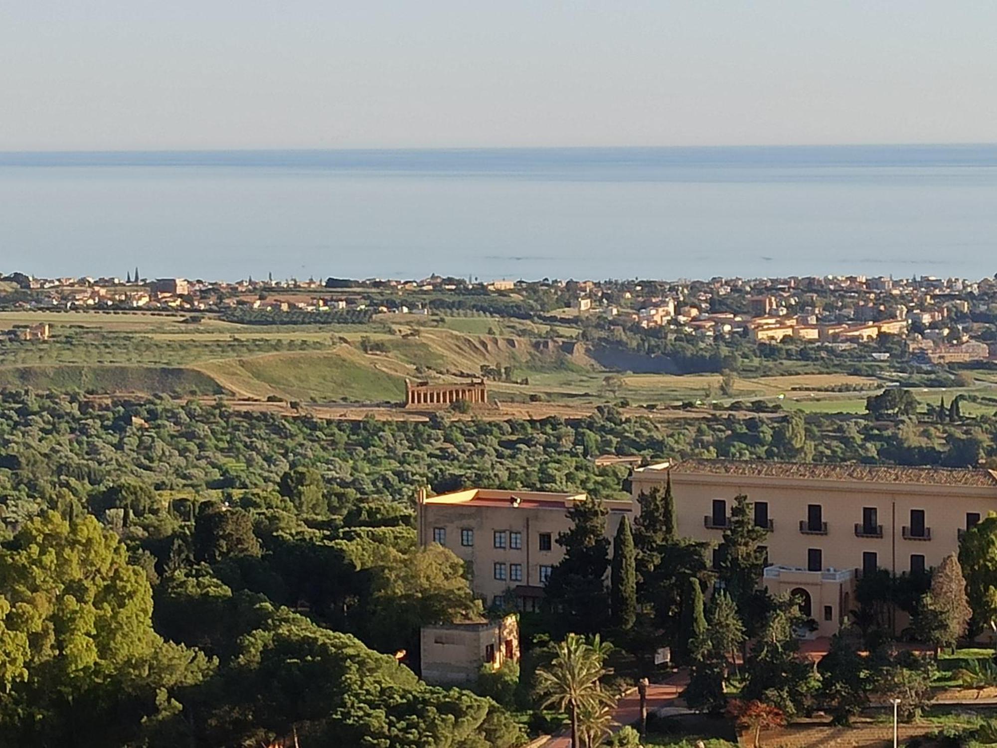 B&B Le 4 Stagioni Sul Viale, Belvedere Di Агридженто Экстерьер фото