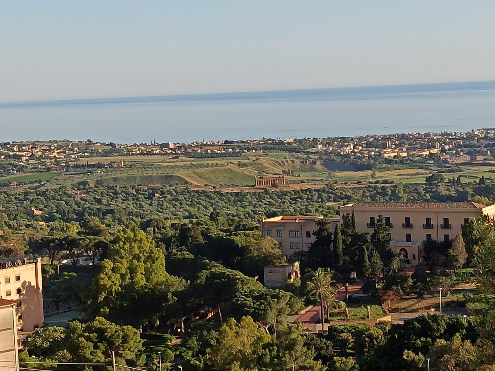 B&B Le 4 Stagioni Sul Viale, Belvedere Di Агридженто Экстерьер фото